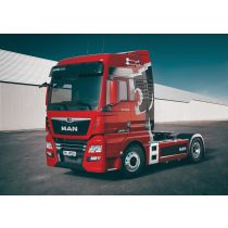 Italeri MAN TGX 18.500 XXL Lion Pro Edition