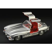 MERCEDES 300 SL GULL-WING 1:16 