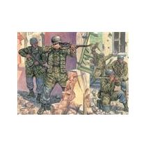 WWII GERMAN PARATROOPERS 1:72