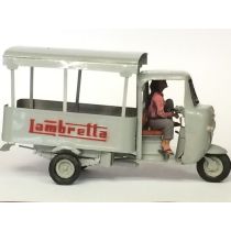 1/35 LAMBRETTA 450 3 WHEEL VEHICLE VIETNAM