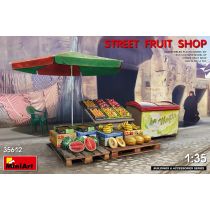 STREET FRUIT SHOP 1:35 (1/20) *