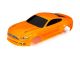Ford Mustang oranje carrosserie met sticker